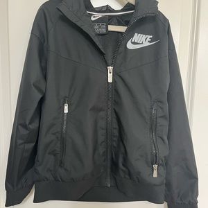 Black Nike Windbreaker - 5-6 yrs. 6M